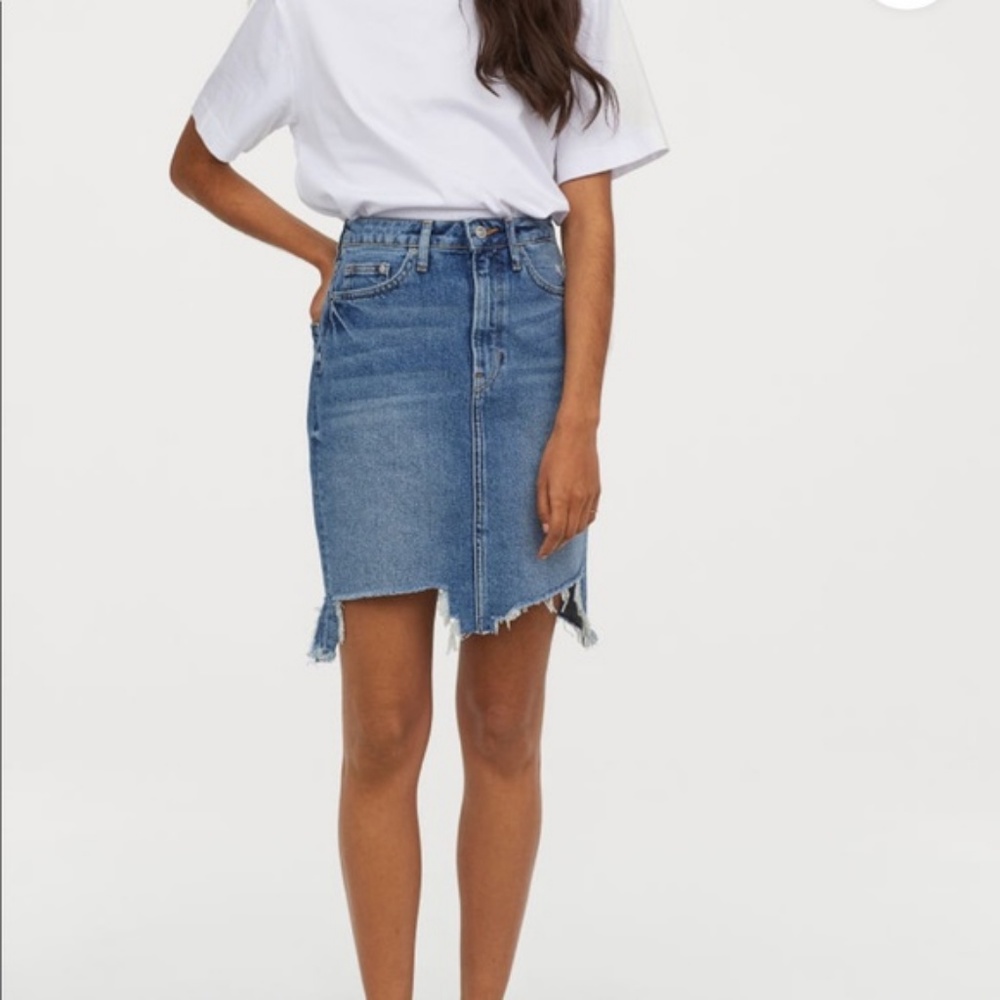 H&M Washed Denim Skirt size 4